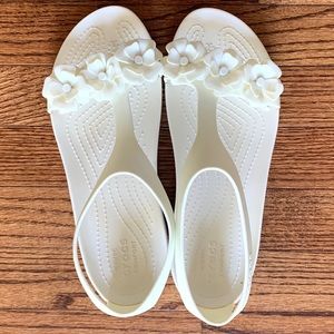 CROCS White Serena Embellished Women’s Sandal - 9